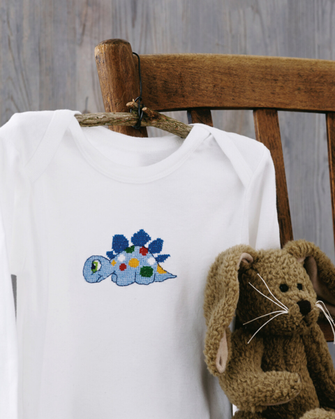 Kit de Bordado Dino 7 x 9 cm