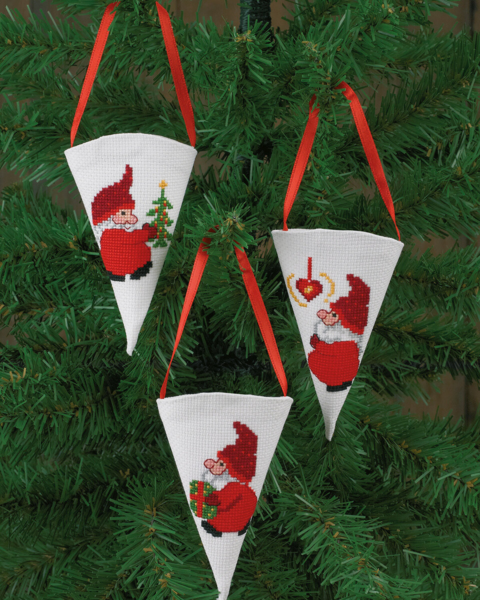 Kit de Bordado Duendes x 3 7 x 10 cm