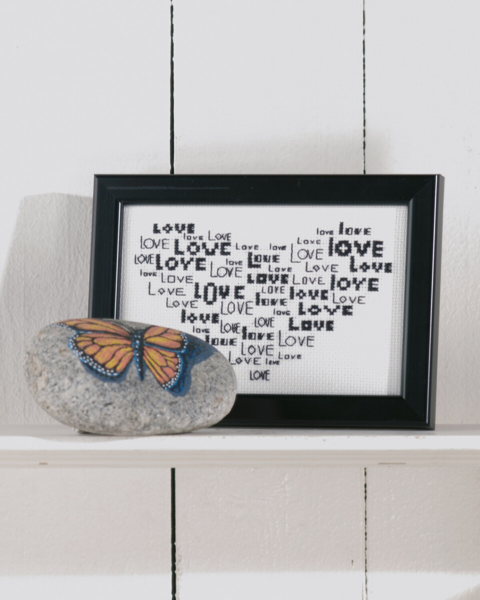 Kit de bordado Love en corazón 14 x 9 cm