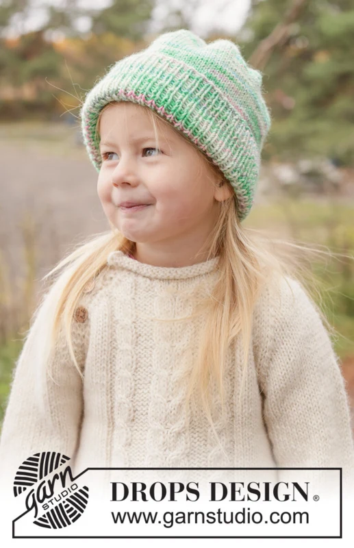 50-20 Sparkle Sprout Hat by DROPS Design