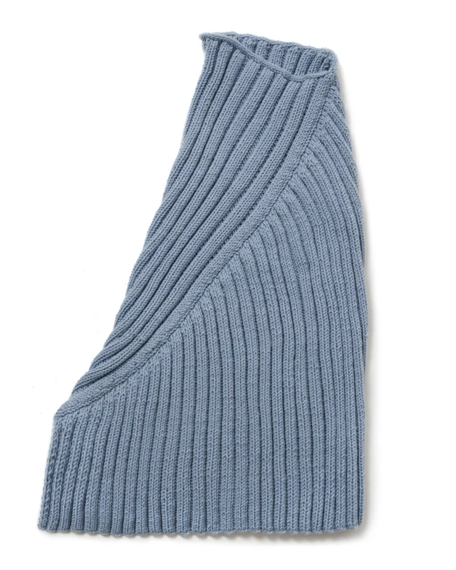 9237309_M40 Modelo 40 – Merino Edition 3: Poncho