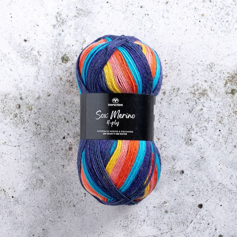 Svarta Fåret Sox Merino 4 ply 22 Santos azules