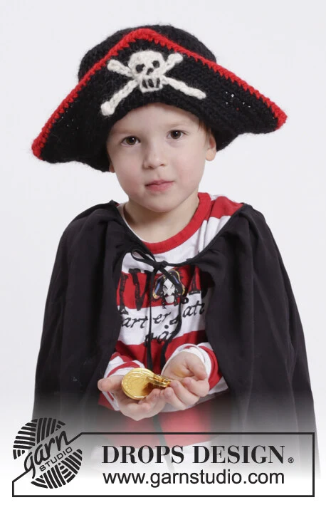 Extra 0-1073 Ahoy! by DROPS Design — Sombrero pirata. Edades: 1/2, 3/4, 5/6, 7/8 y 9/10 años; cabeza: 44/50, 50/52, 52/53, 53/54 y 54/55 cm. — 1