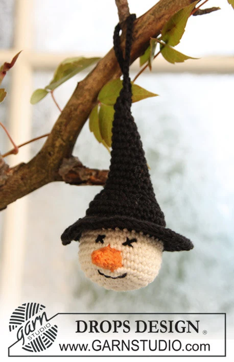 Extra 0-702 Tabitha by DROPS Design — Decoración de Halloween con relleno; ovillos completos en los tres colores del patrón. — 1