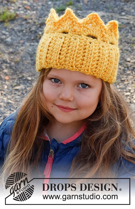 Children 37-26 Queen Sofie by DROPS Design — Corona para 2, 3/4, 5/6 y 7/8 años; cabeza: 48/50, 50/52, 52/53 y 53/54 cm. — 2