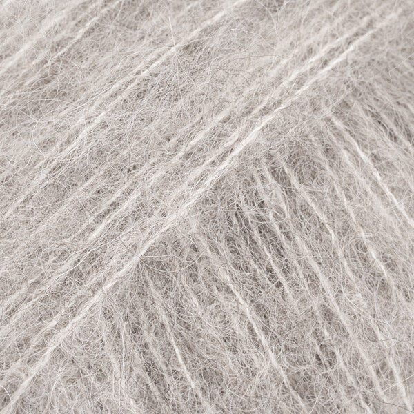 DROPS Brushed Alpaca Silk 02 Gris claro (Uni Colour)