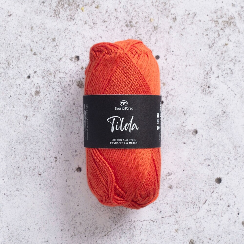 Svarta Fåret Tilda 595 Rojo brillante