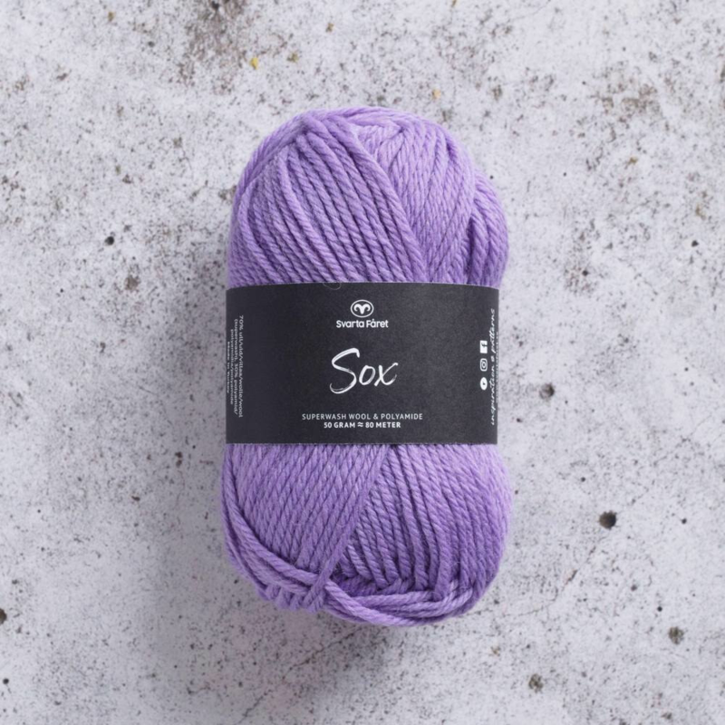 Svarta Fåret Sox 50 g 261 Púrpura perfecto