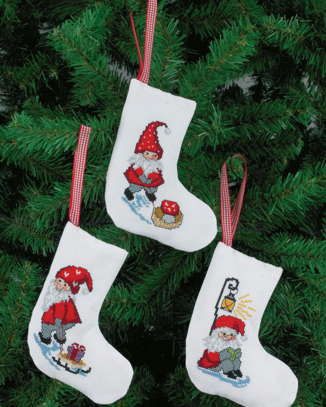 Kit de bordado Duende bajo la lámpara 12 x 14 cm