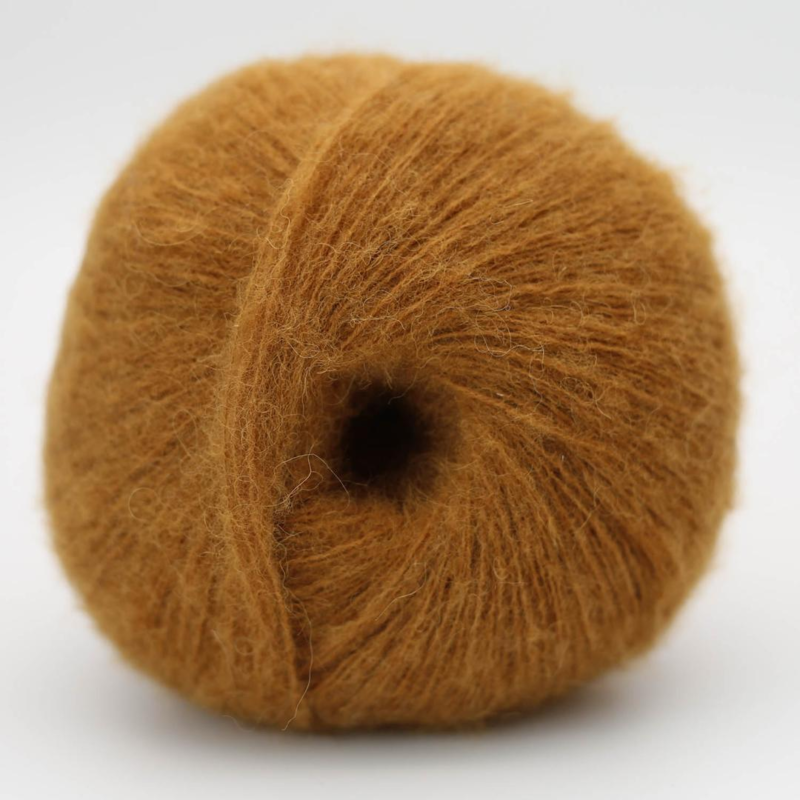 BC Garn Svala 13 Marrón