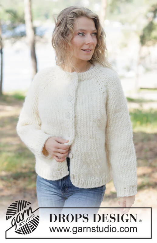 264-25 Quiet Hours Cardigan by DROPS Design