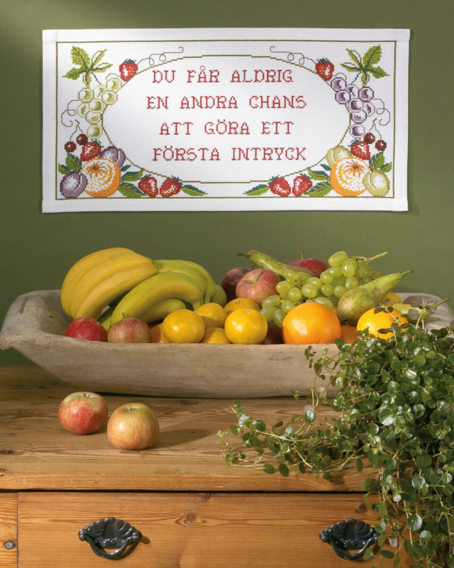 Kit de bordado Fruta con texto 57 x 29 cm