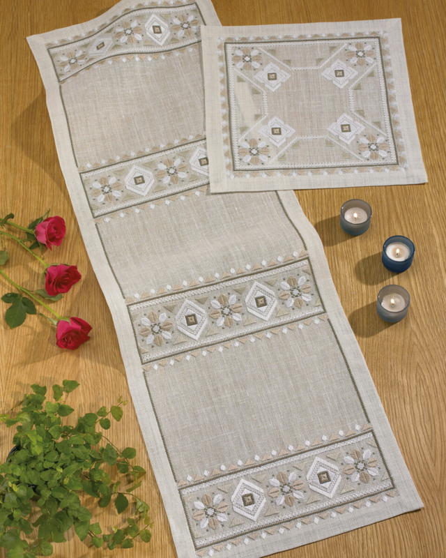 Kit de Bordado Beige/Blanco 36x111cm