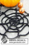 Extra 0-968 Webster by DROPS Design — Telaraña con araña de ganchillo en DROPS Safran. Una pequeña decoración para Halloween. — 3