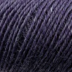 Onion Nettle Sock Yarn 1009 Morado oscuro