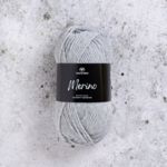 Svarta Fåret Merino 23 Gris intacto