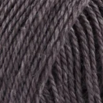 Onion No.4 Organic Wool+Nettles 832 Polvo oscuro