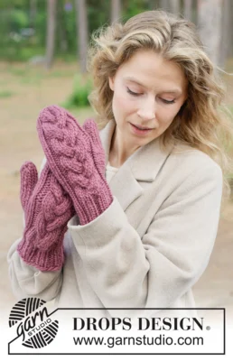 261-22 Thistle Twist Mittens by DROPS Design