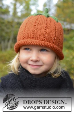Extra 0-966 Sweet Pumpkin by DROPS Design — Gorro de calabaza: 0/6 meses, 1, 2/4, 5/6 y 7/8 años; cabeza: 42, 45, 48, 50 y 52 cm. Agujas de doble punta de 2 mm para el tallo y circular de 40 cm de 3,5 mm. — 1
