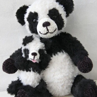 Ir a los pandas hechos a mano - Inus y Baby Nusi
