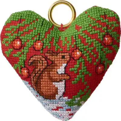 Kit de bordado Ardilla colgante en un corazón de Navidad