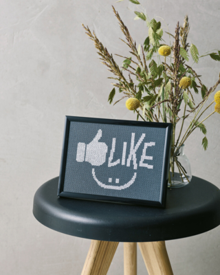 Kit de bordado Like!! 18 x 13 cm